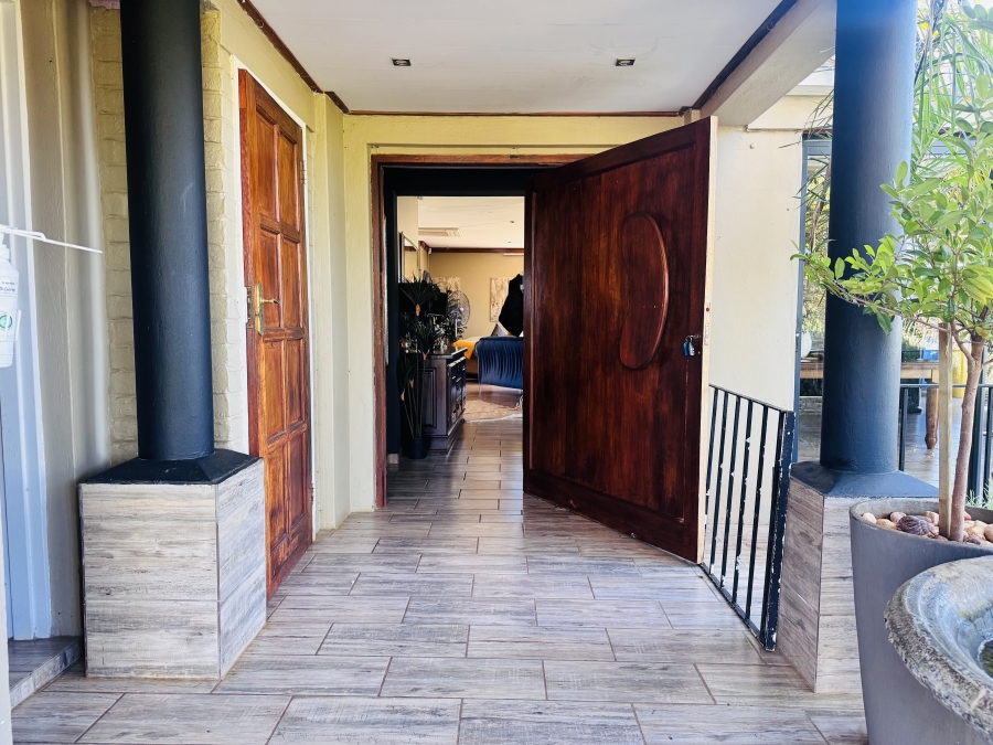 13 Bedroom Property for Sale in Wilkoppies North West